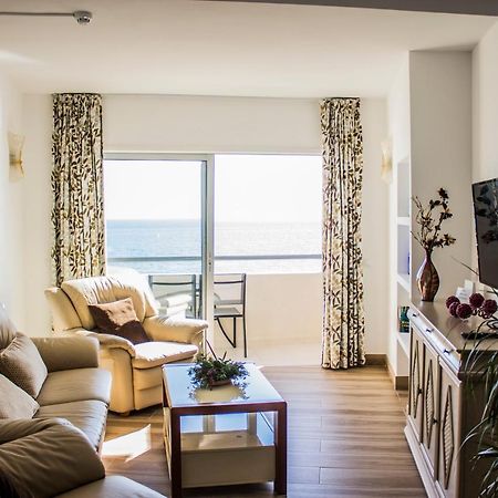 Beachfront Apartment In Fuengirola With Sea Views Buitenkant foto