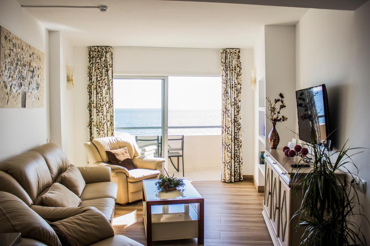 Beachfront Apartment In Fuengirola With Sea Views Buitenkant foto