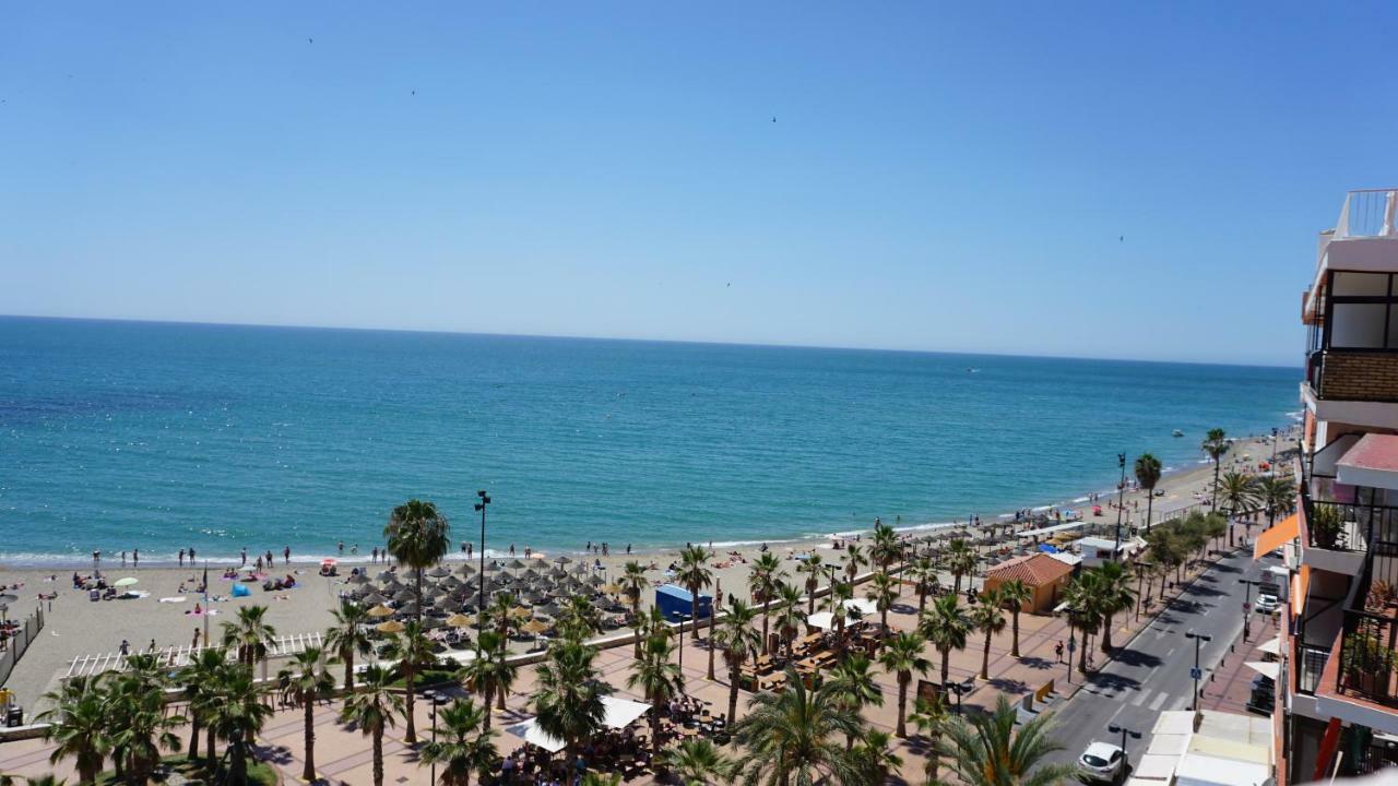 Beachfront Apartment In Fuengirola With Sea Views Buitenkant foto
