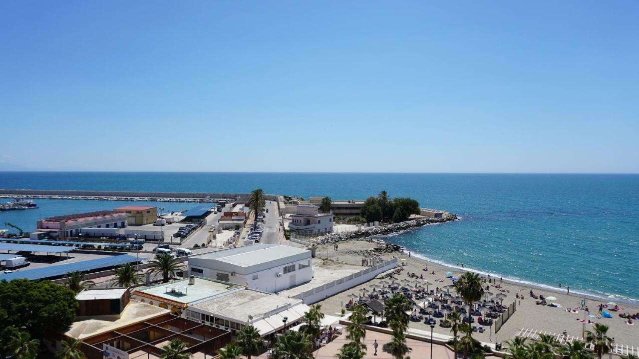 Beachfront Apartment In Fuengirola With Sea Views Buitenkant foto